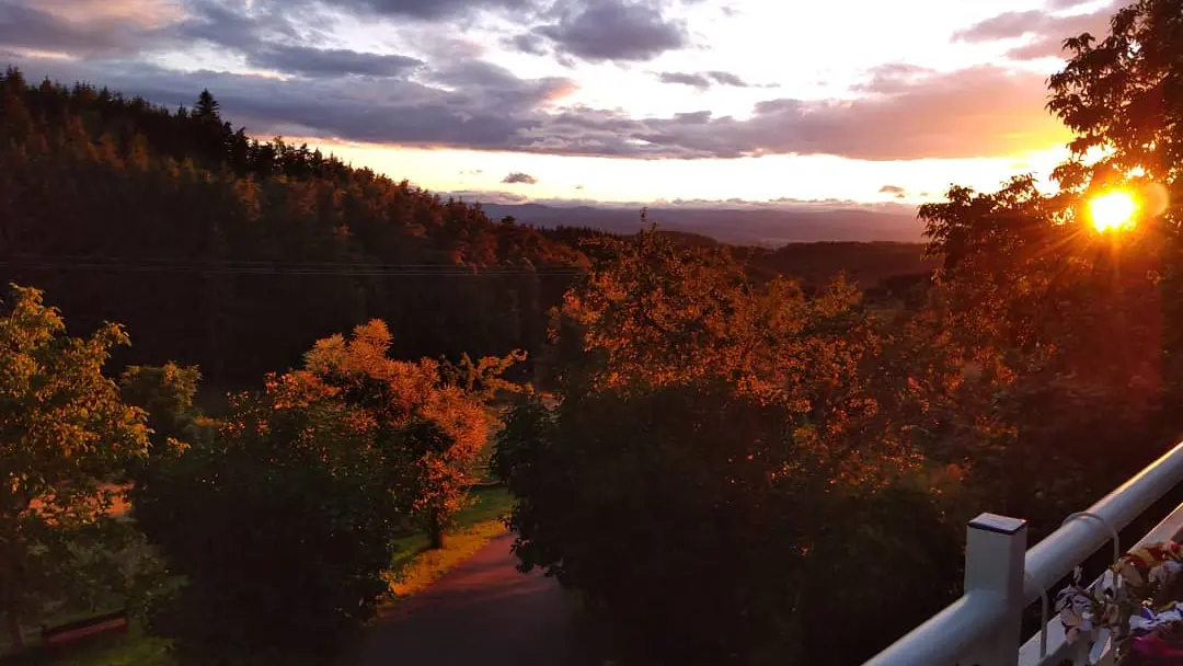 Coucher de soleil depuis le balcon