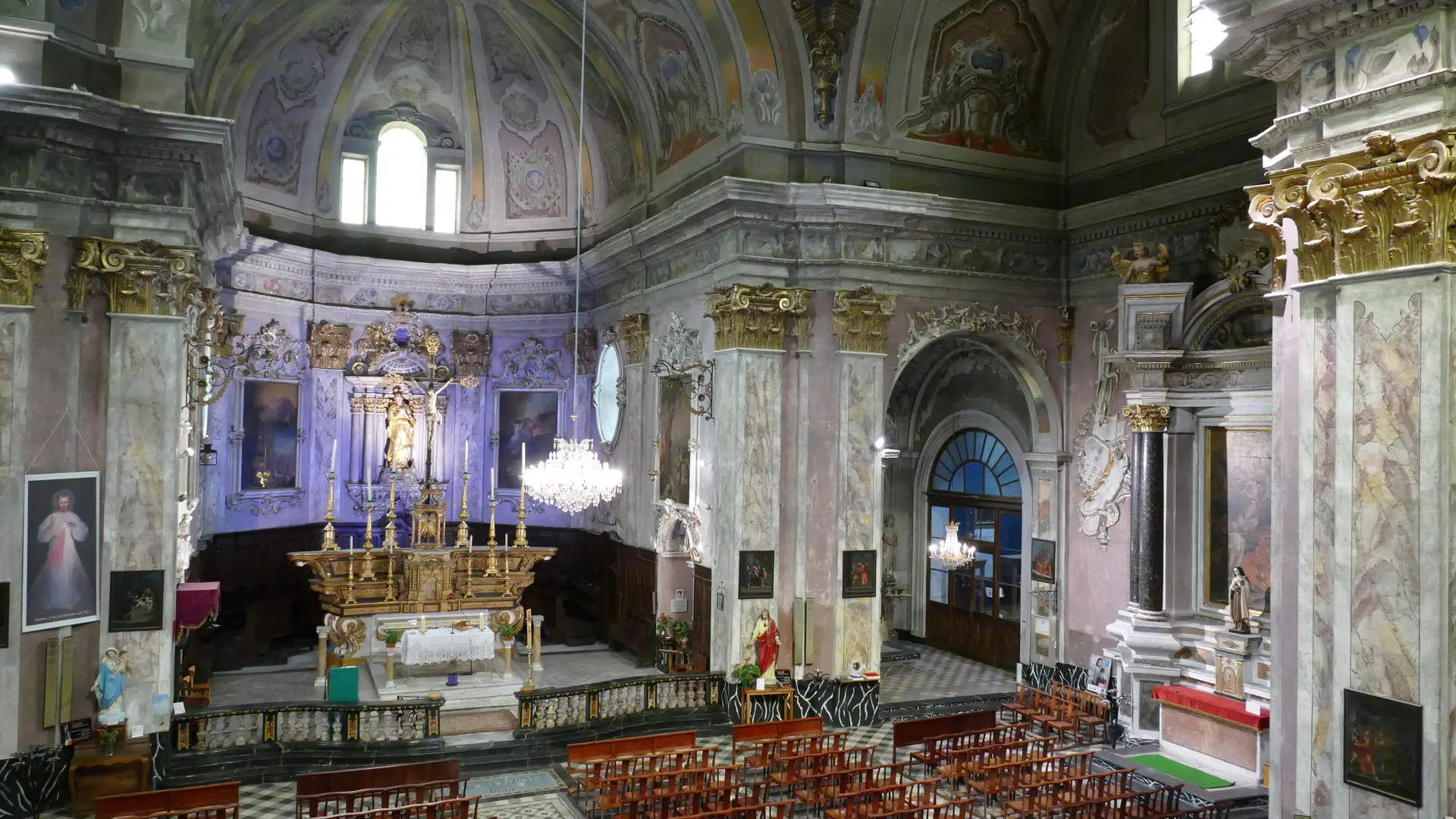 Intérieur Eglise Sancta Maria in Albis