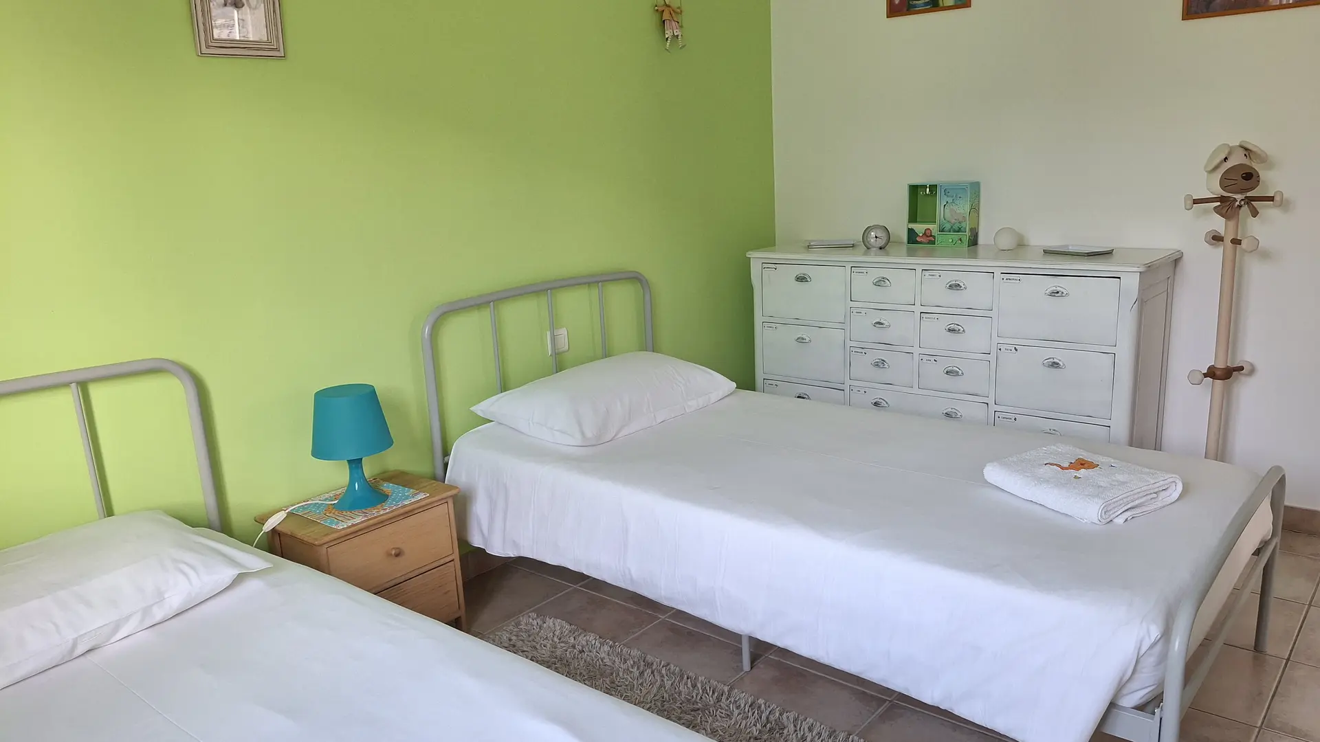 La Bastide de Laura_L'Isle-sur-la-Sorgue lits jumeaux