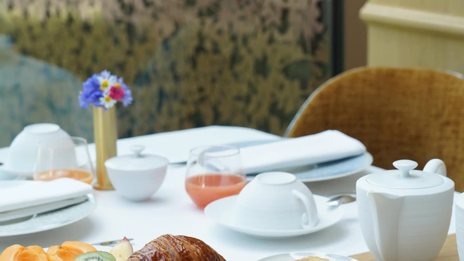 Petit déjeuner à La Borie d'Hélipse
