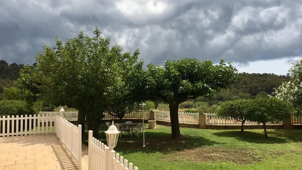 Location Villa Sous les Pins avec jardin et piscine à La Londe les Maures