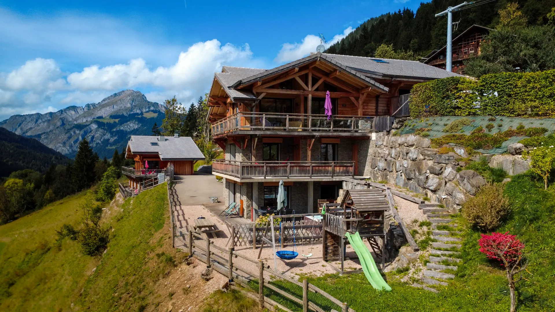 Entre nous_Châtel_Vue générale été du chalet