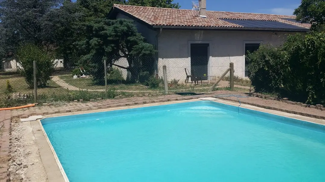 Côté piscine