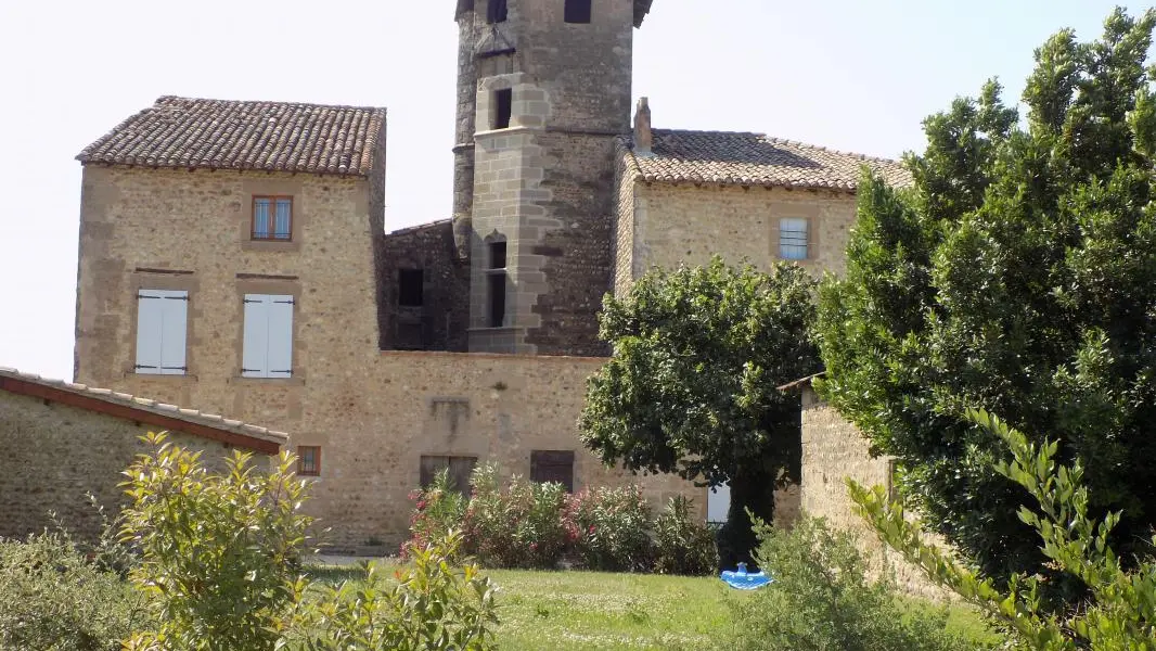 Manoir du 15° siècle à coté du gite