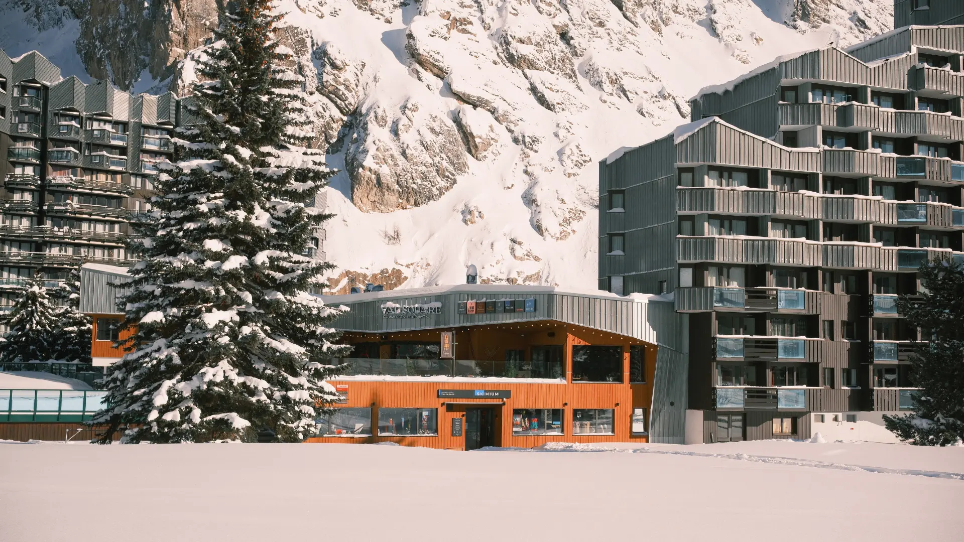 Magasin Skimium Val Ski Shop à Val-d'Isère