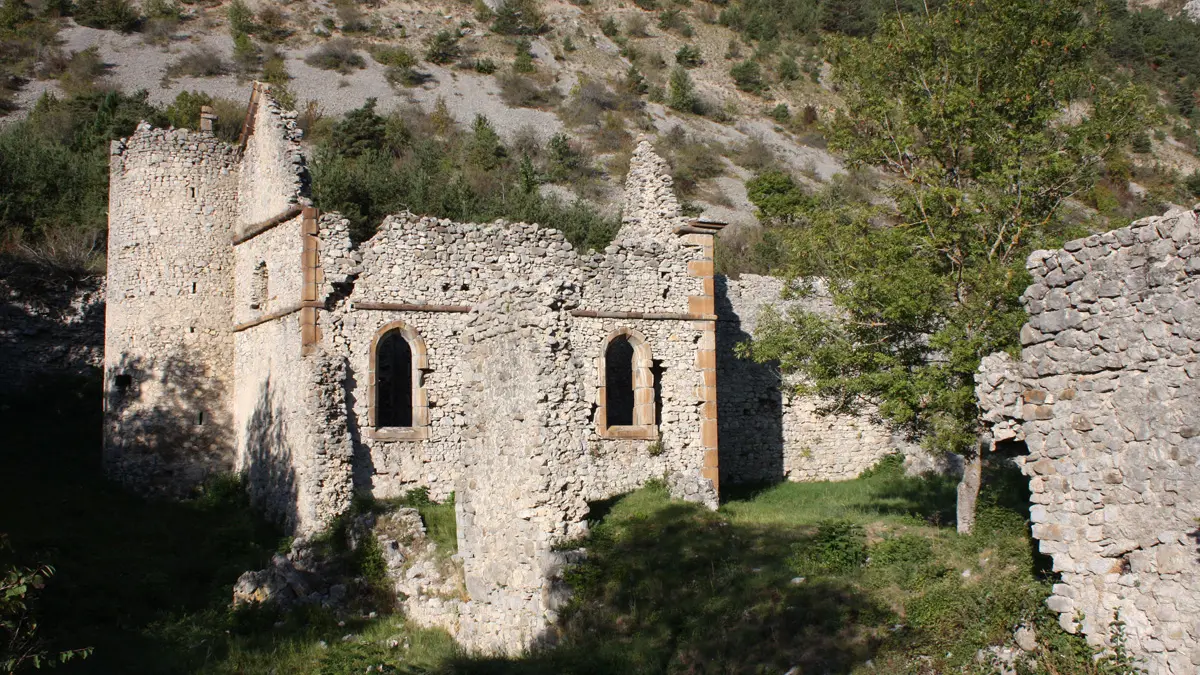 Ruines du Château de Lesdiguières, vallée du Valgaudemar