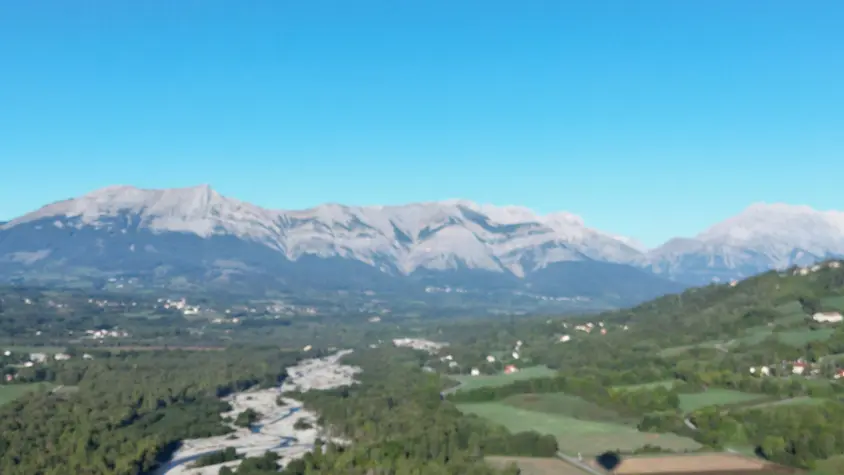 Vol libre en montgolfière au-dessus de la vallée du Champsaur