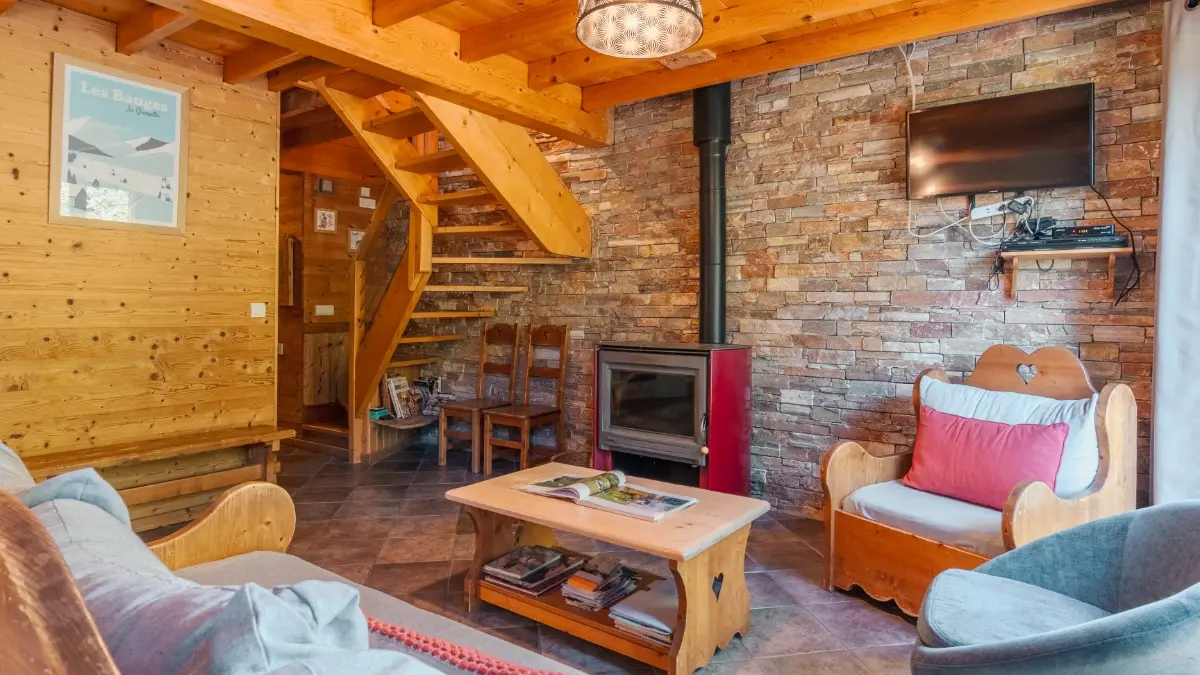 Espace salon Cuisine Lanchette Gite le Moulin Bauges