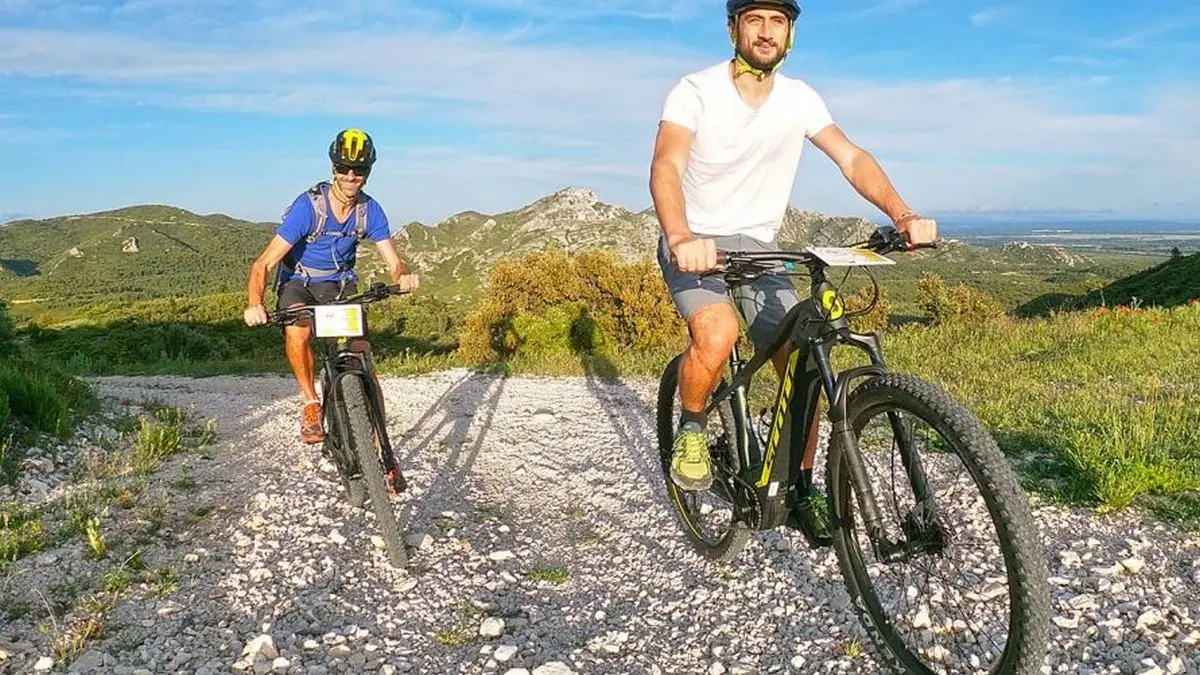 Panorama des Alpilles, Location de vélos à Aureille