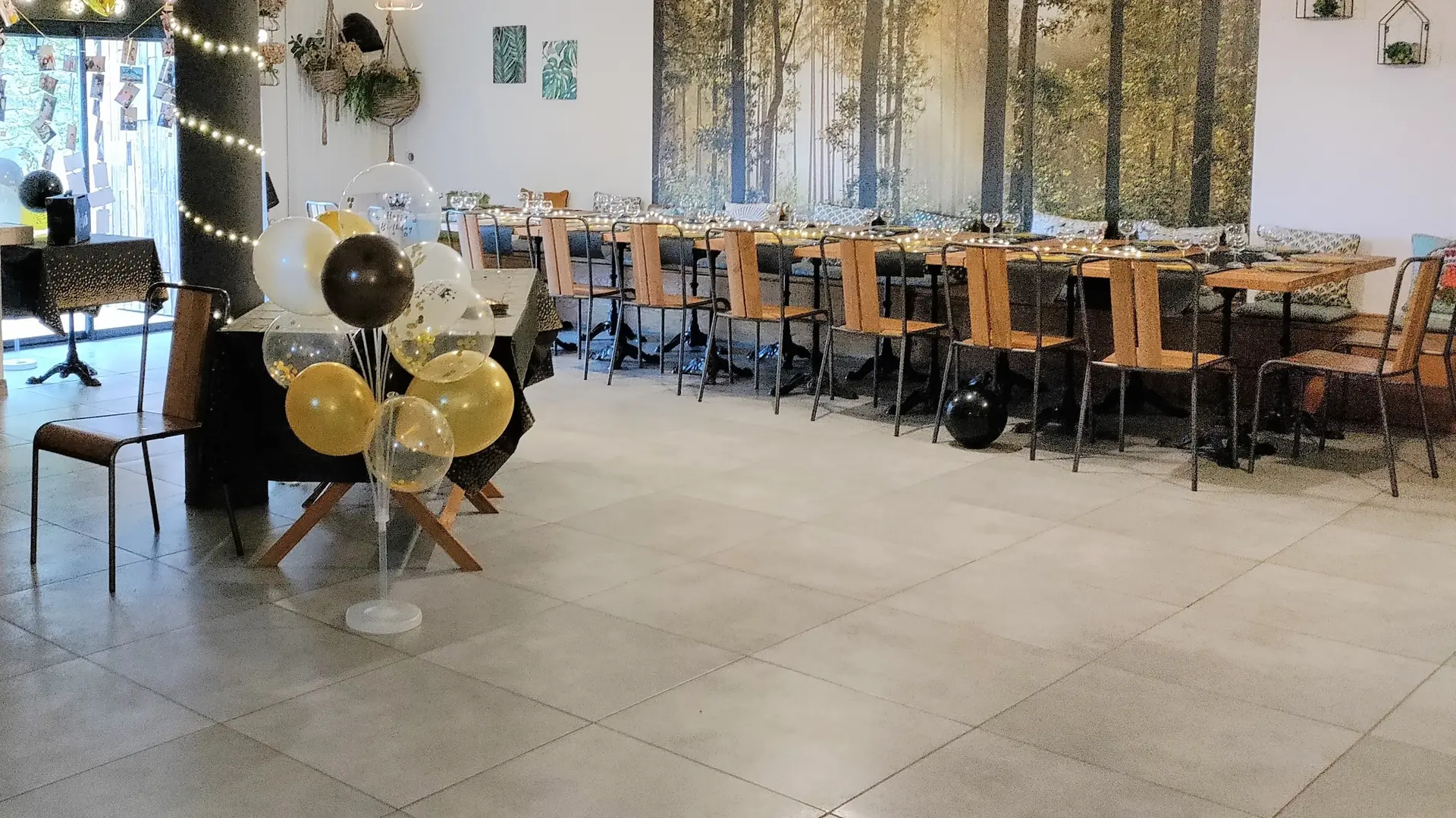 La Bâtisse aux Lanternes - Gîtes de Charme à St Bonnet le Château (42)