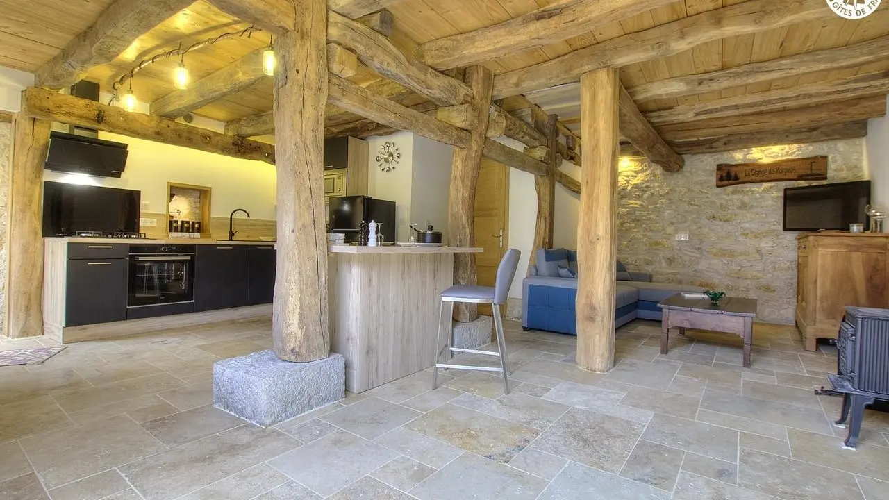ensemble ouvert offrant un bel espace