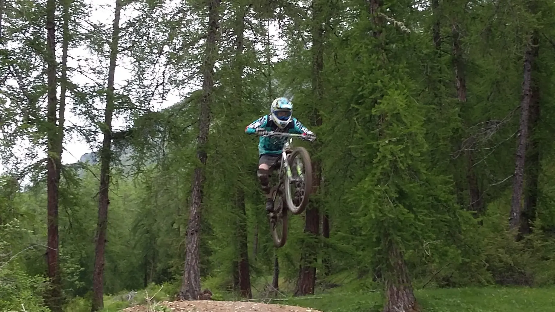 Avec un moniteur on apprend...