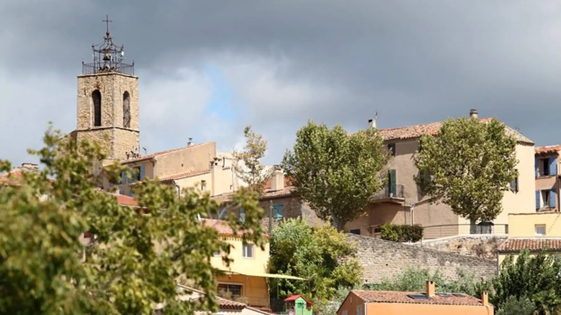 Le centre historique de Pourrières