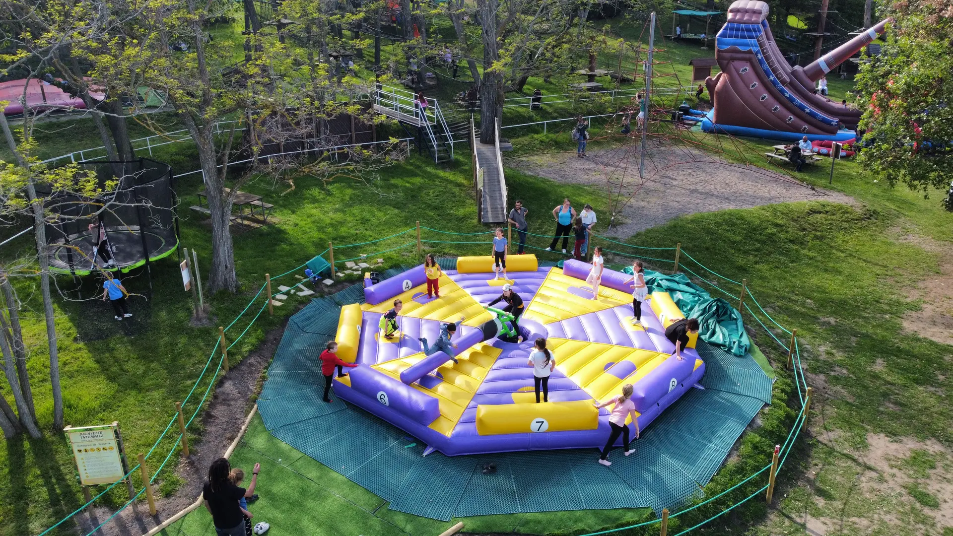 Parc Mirabel - Balayette infernale