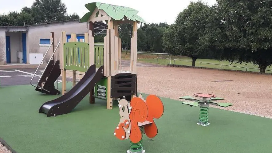 aire de jeux a coté du city-park