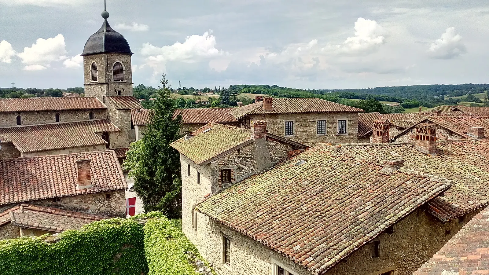 Pérouges