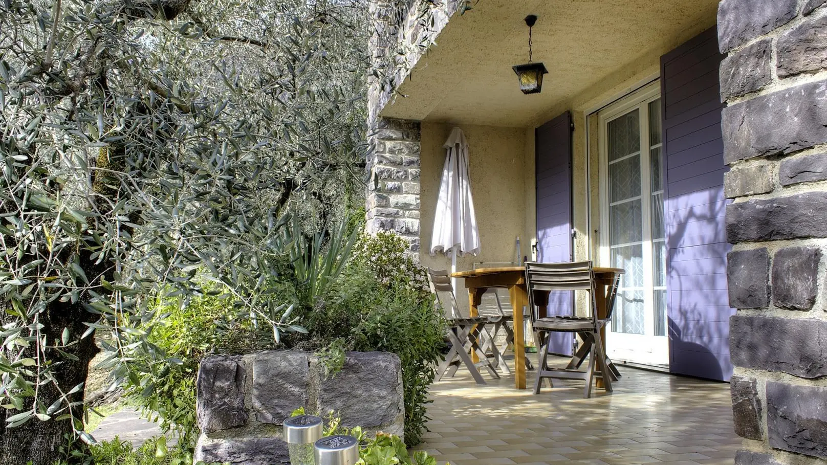 Terrasse Gîte Le Bourg 1 labellisé Gîtes de France à Breil sur Roya