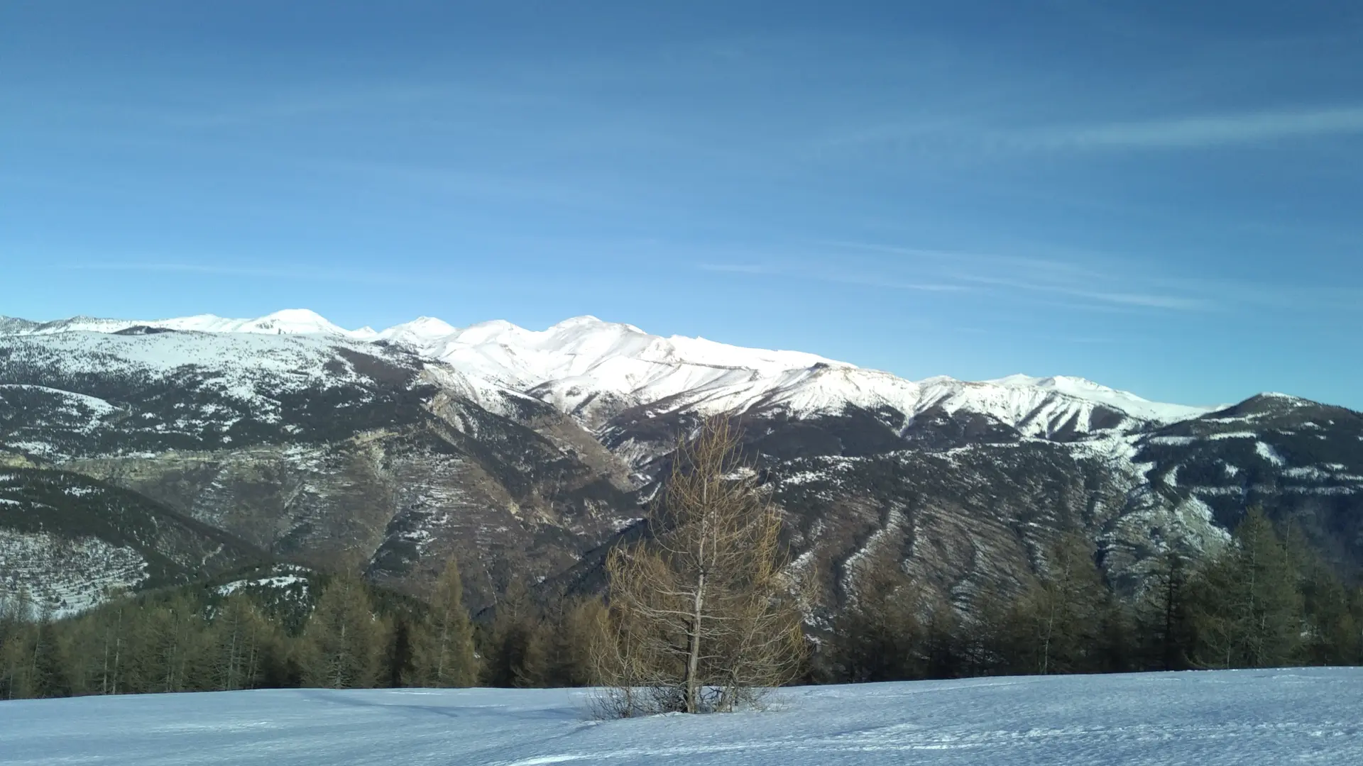 Vue dans la montée vers le grand Coyer