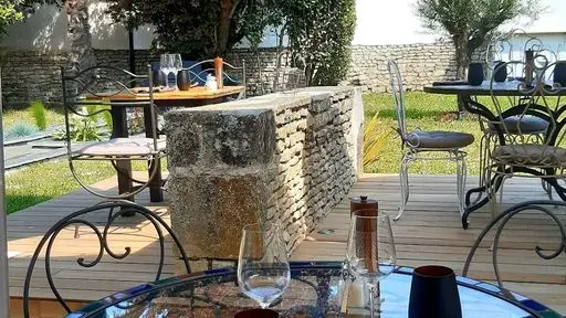 Terrasse restaurant-La-Maison