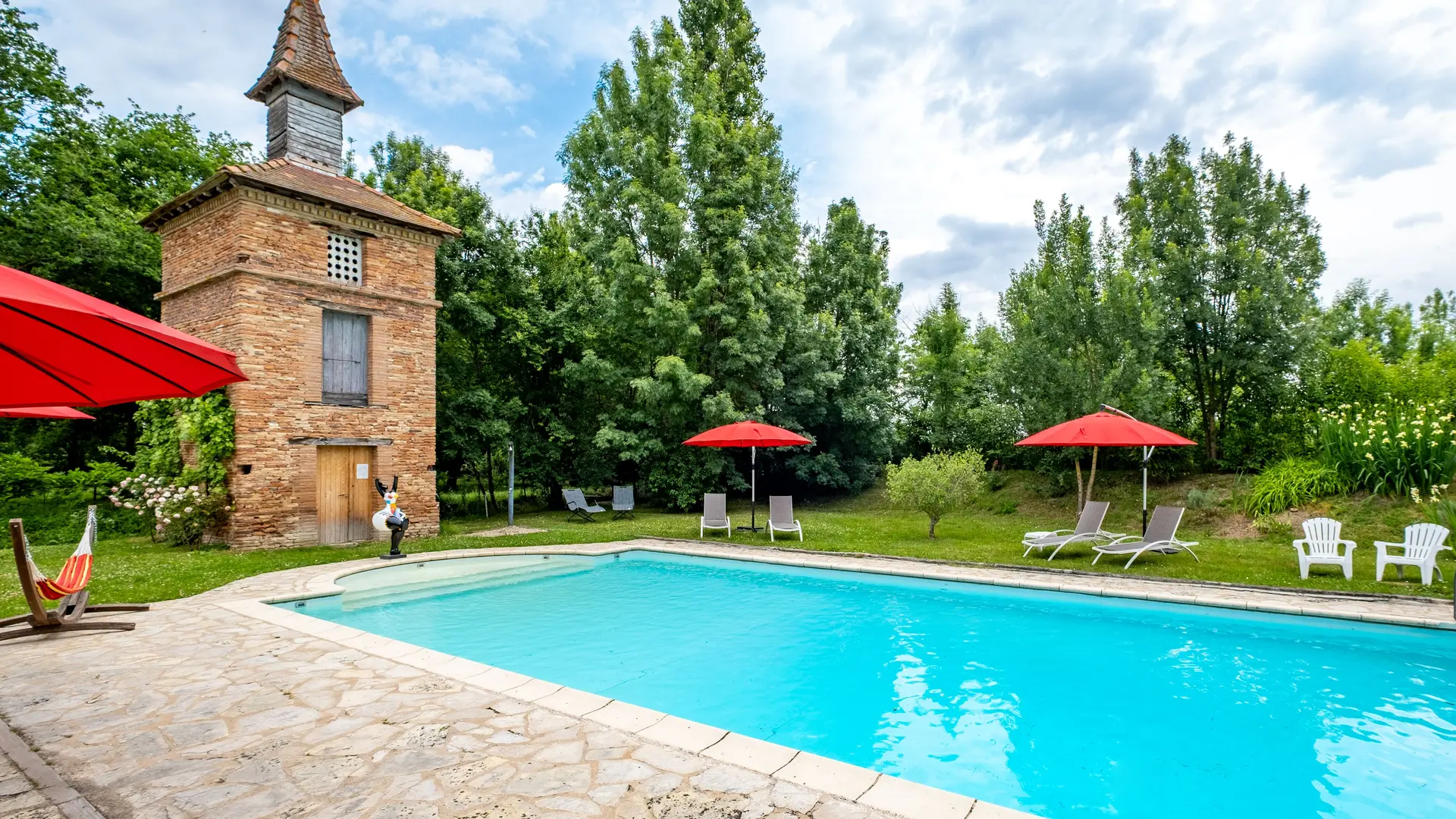 3 profondeurs de bassin pour tous les âges et toutes les activités...