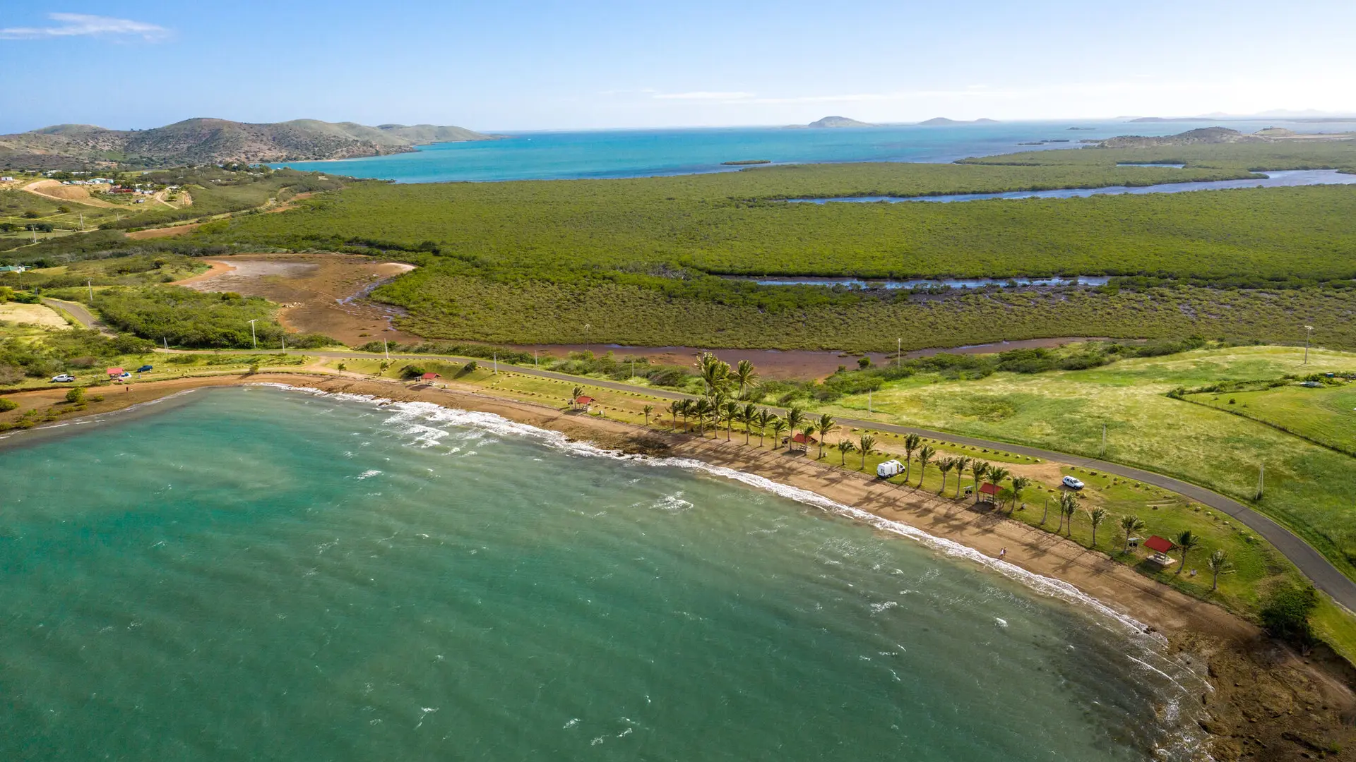 Vue du ciel - Camping de la plage de Bouraké