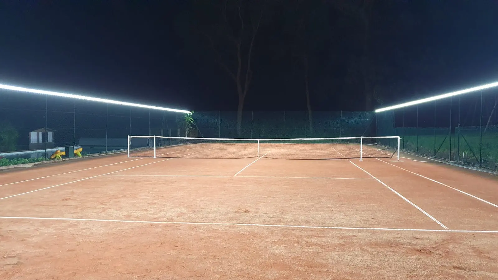 Tennis éclairé
