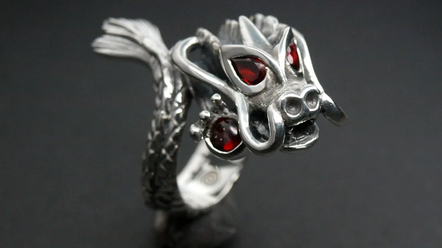 Bijoux personnalisés et création sur mesure_Hervé ROY_La Bizouterie de Saint bonnet le Château