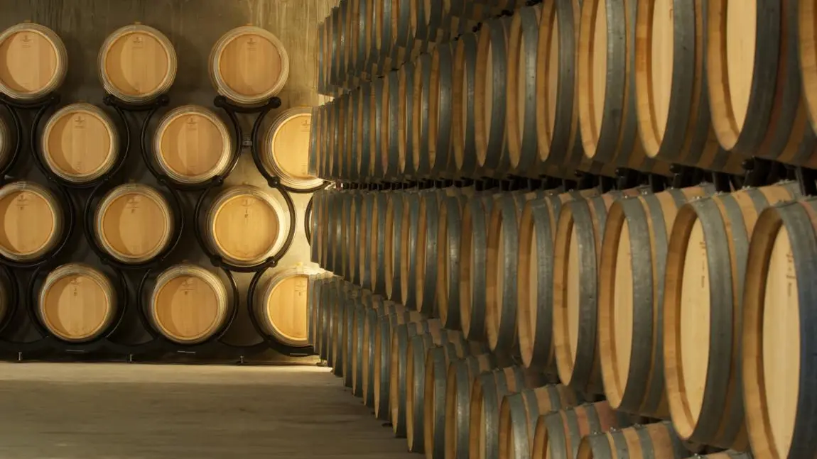 Tonneaux au Caveau Bugiste à Vongnes