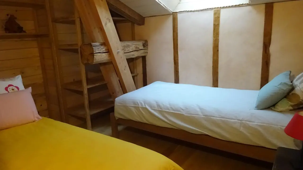 Chambre 2 lits simples