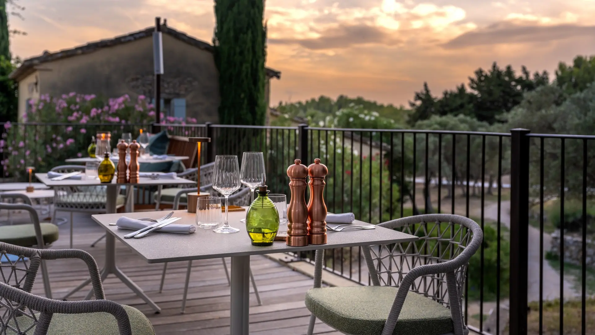 Restaurant Allegria - Les Petites Maisons Hameau des Baux à Paradou