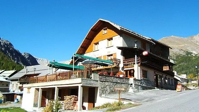 Extérieur été de Chez Marius