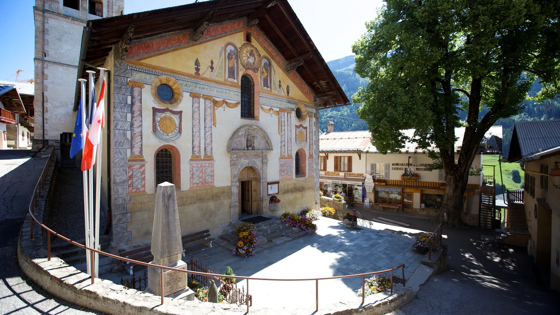 Facade de l'église de Hauteluce