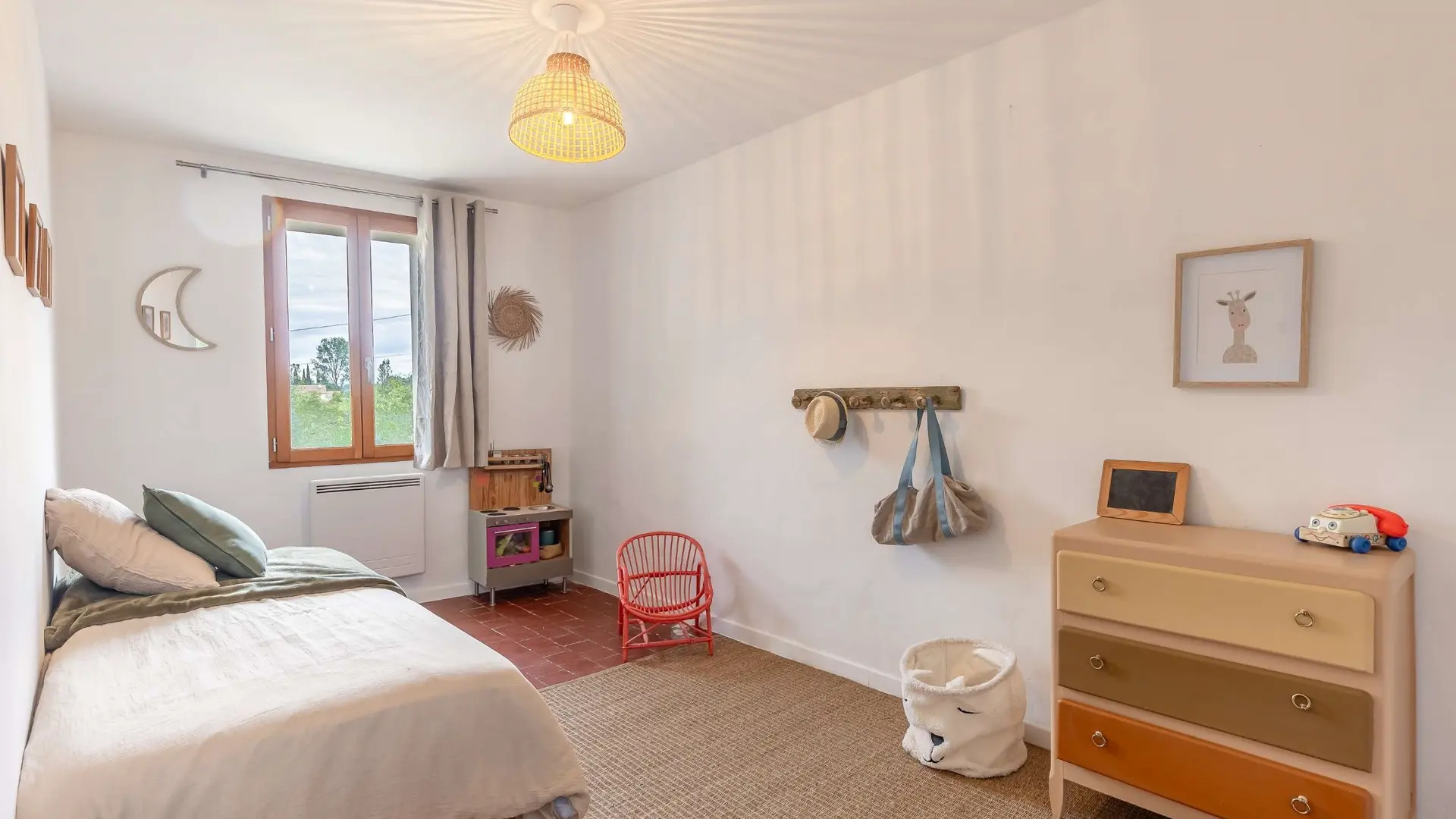 La bergerie des Sorgues_L'Isle-sur-la-Sorgue chambre enfant