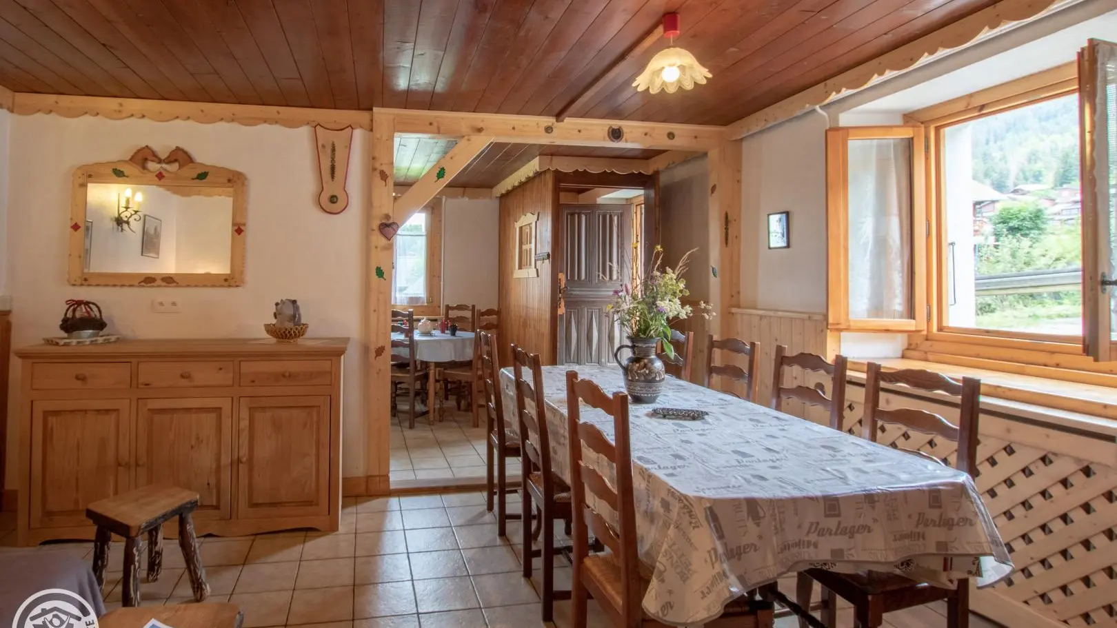 Rez-de-chaussée de la maison.