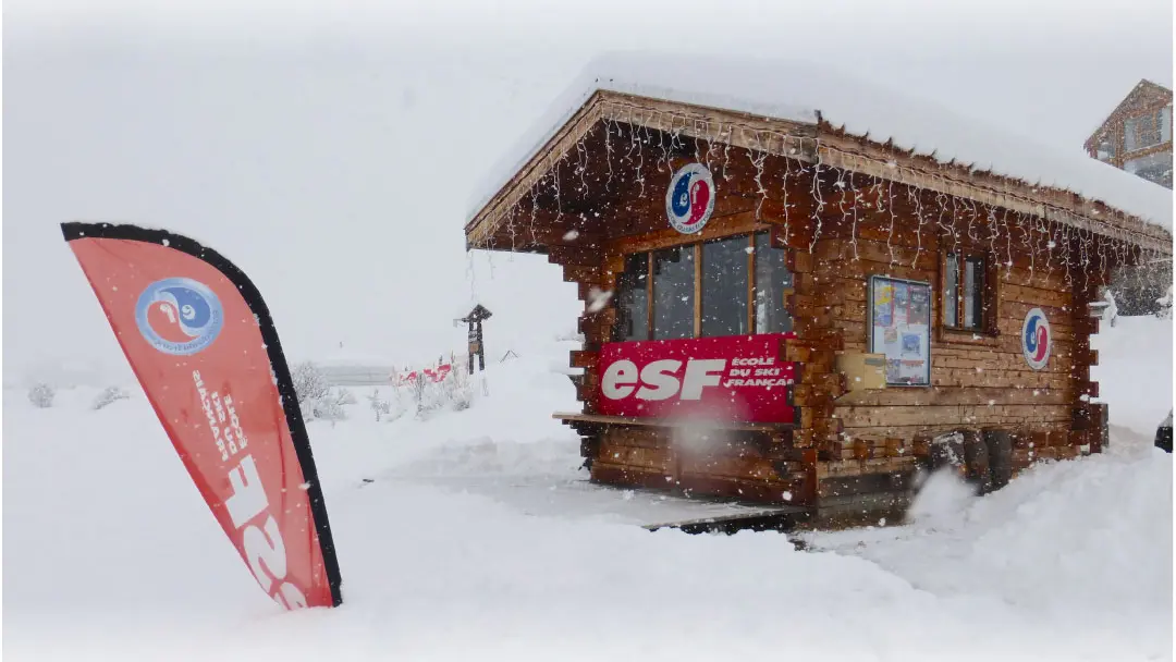 Cabane de l'ESF de Névache