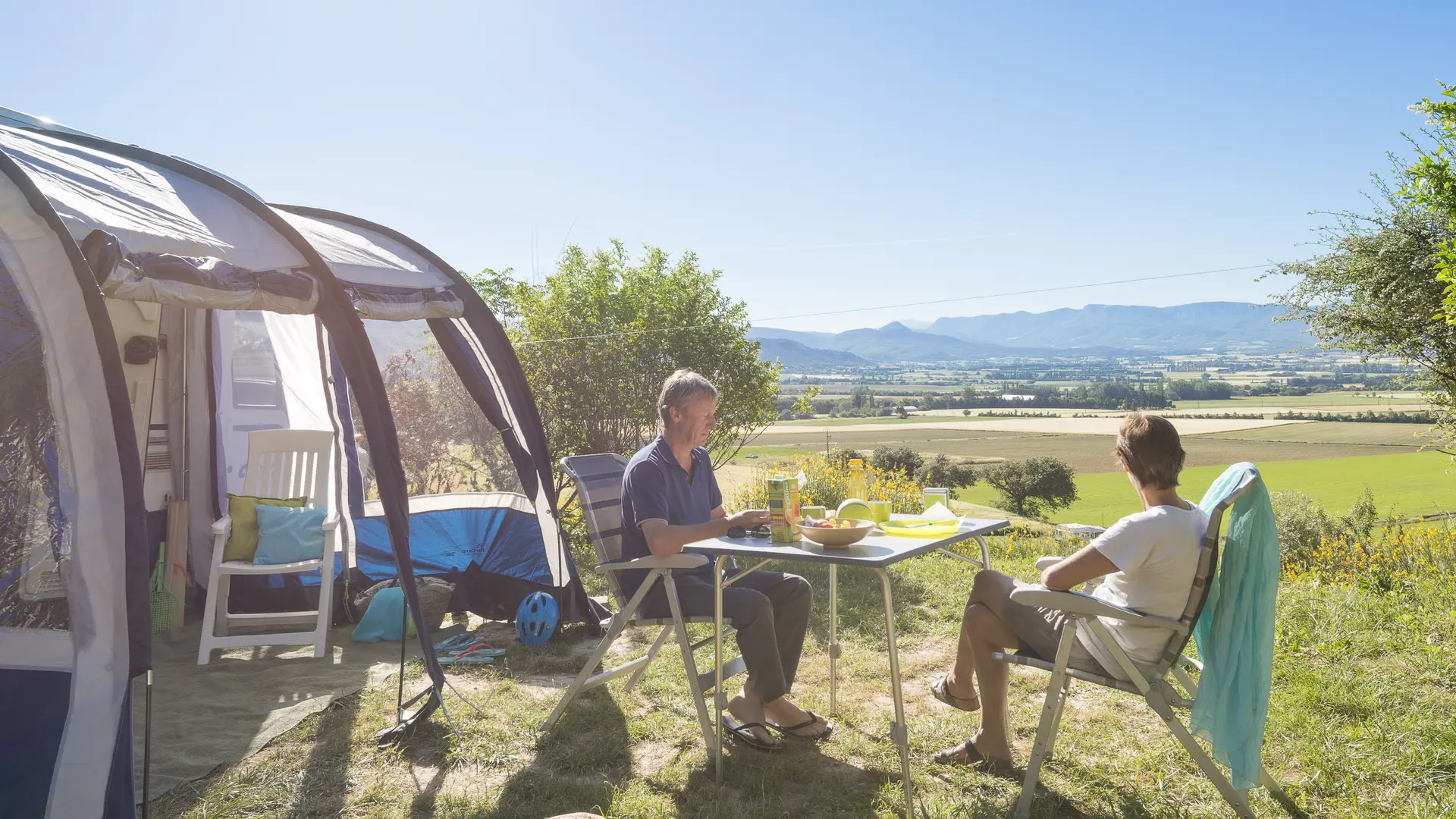 camping-les-bastets-divers-emplacement-1