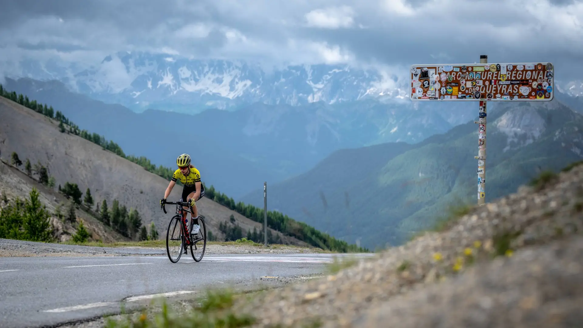 Montée du col d'Izoard depuis le Queyras