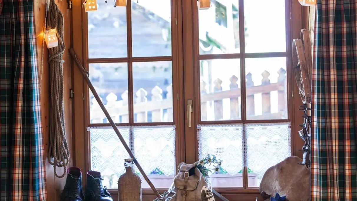 Auberge du Montagny Window