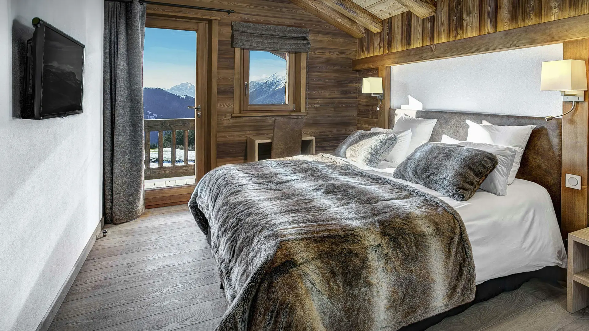 Chalet Pralor Le Peille - OVO NETWORK