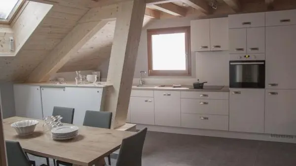 Salle à manger et cuisine