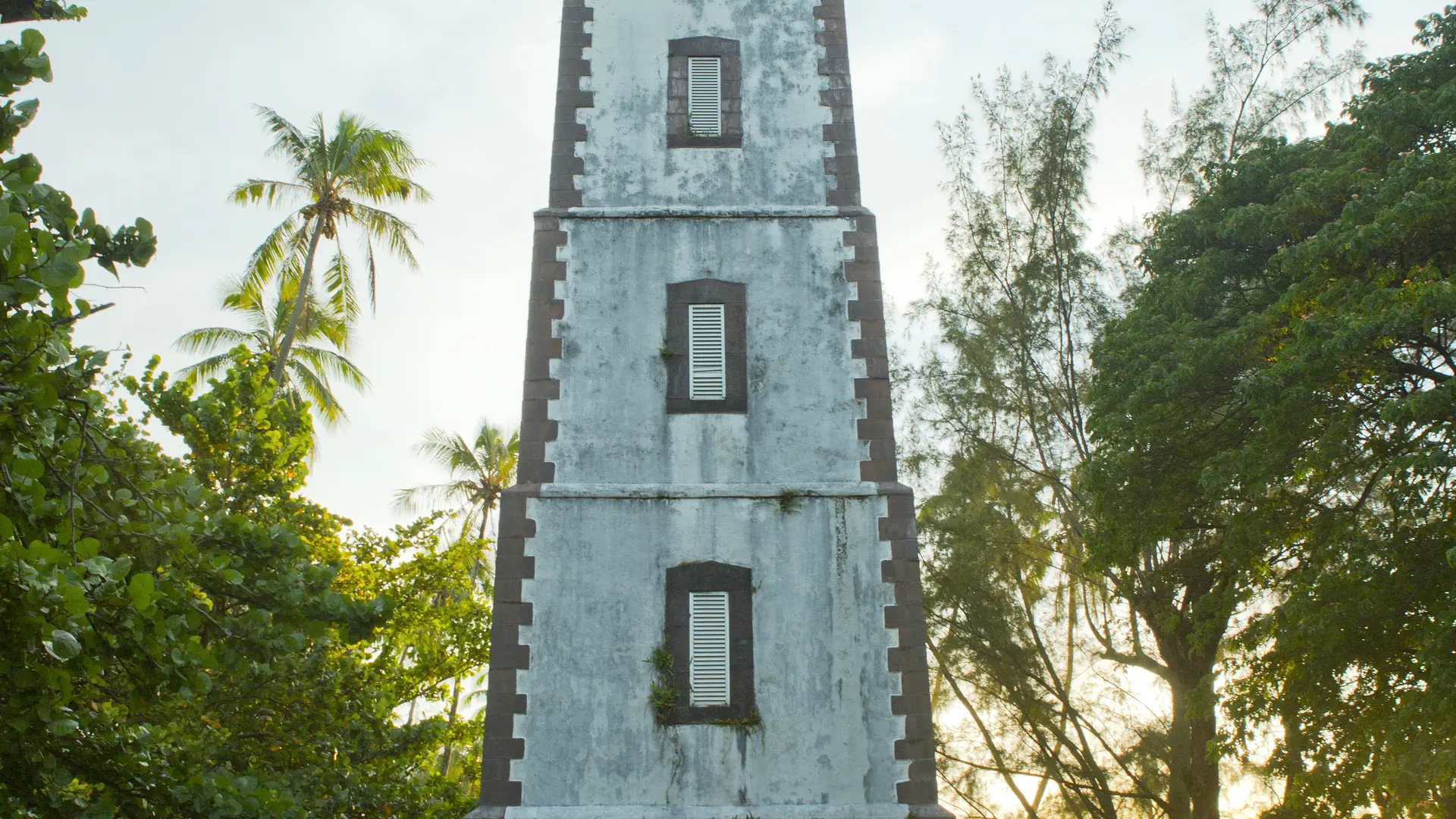 Pointe Vénus Et Phare De Mahina