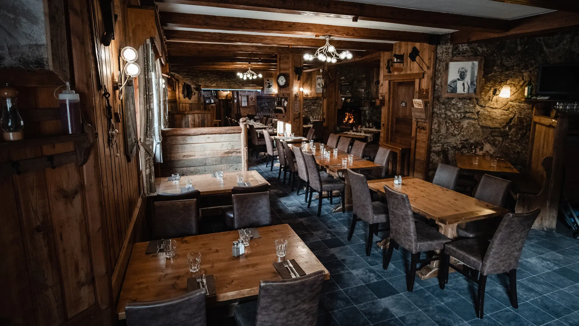 Salle intérieure_La Corniche