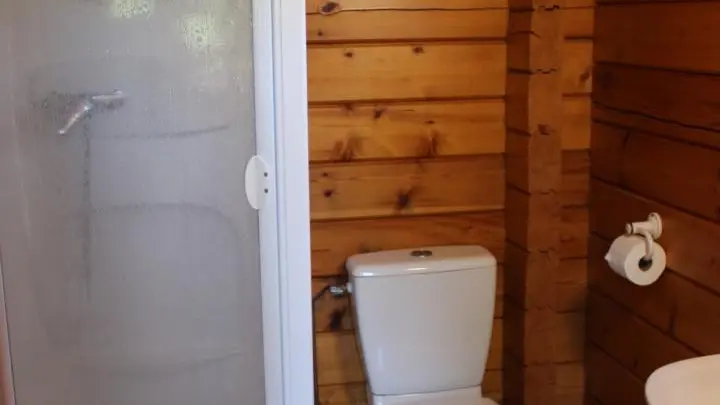 Gîte L'Escondu-Salle d'eau-Roubion-Gîtes de France des Alpes-Maritimes