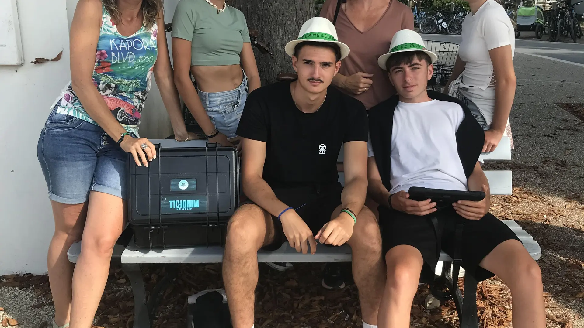 Famille en opération Mindfall