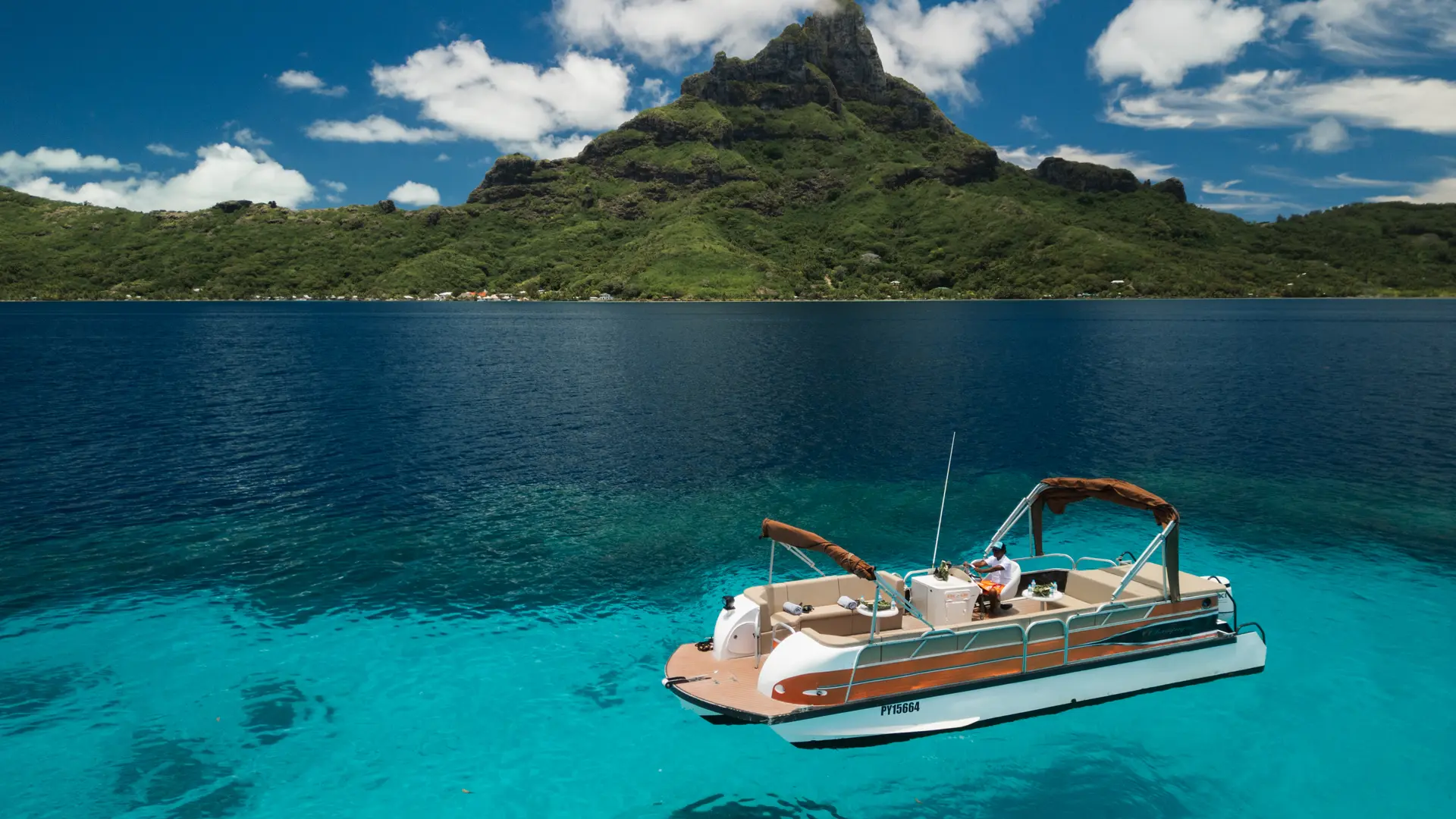 La Plage Bora Bora - Tours privés en Bateaux