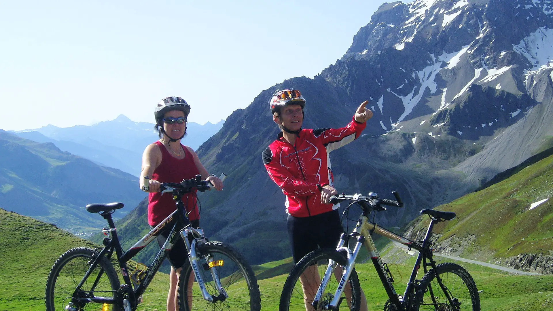 Découverte du Pays de la Meije en VTT