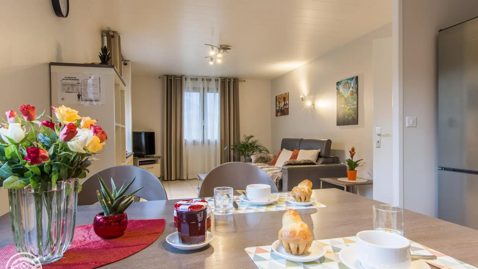 Cuisine ouverte sur le séjour