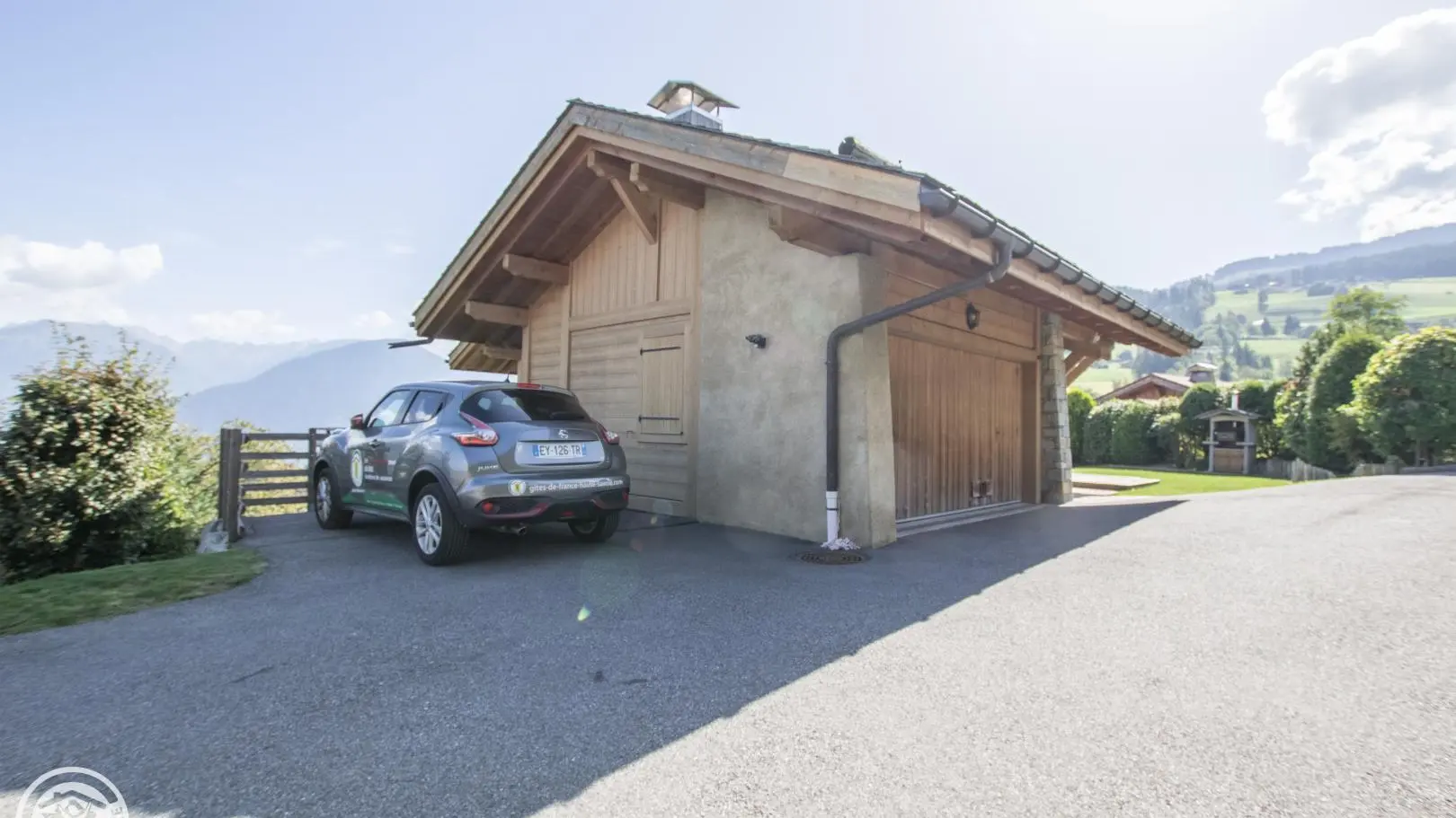 Place de parking privé