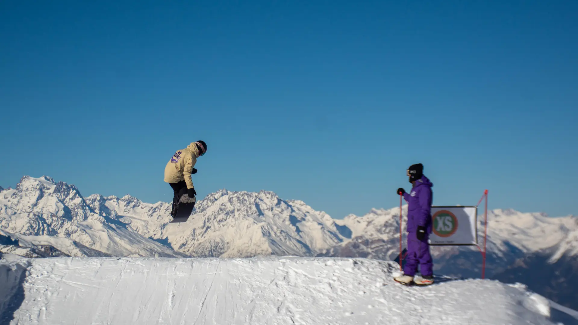 We Snowboard School