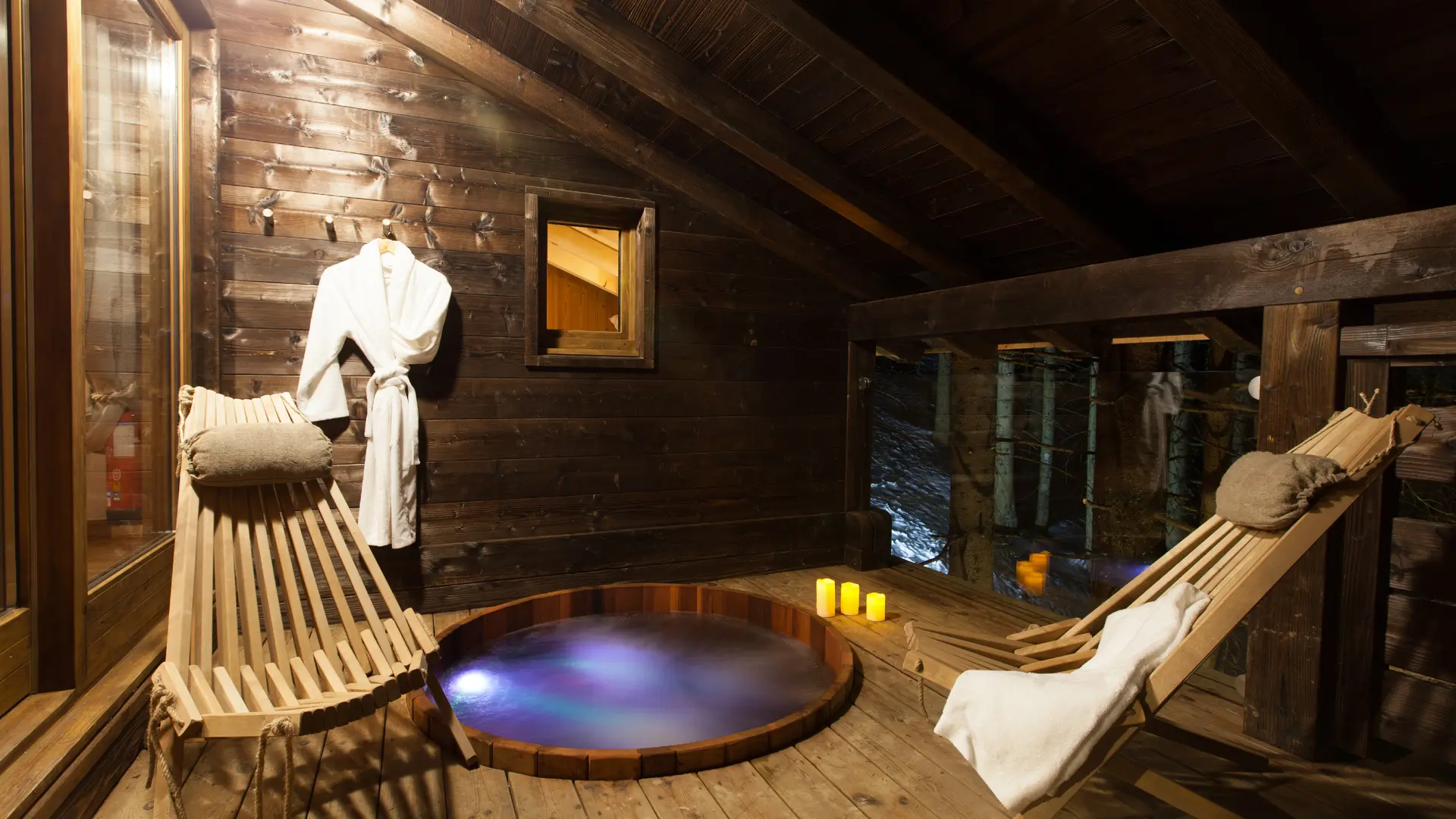 Cabanes entre Terre et Ciel - Cabane Mont-Blanc et son jacuzzi